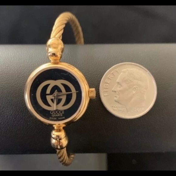 Gucci Accessories - VINTAGE GUCCI WATCH